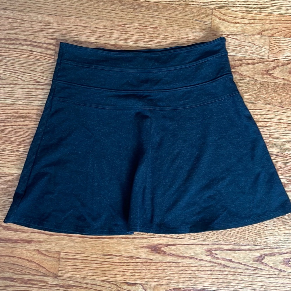 Athletes Skirt Dark Gray Sz 10 PERFECT